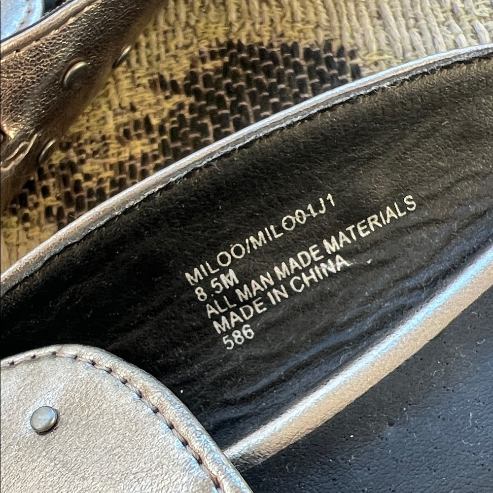Steve Madden Girl Grey Silver Studded Mules - Picture 10 of 10